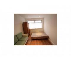 Beautiful studio available now !!!!!!!!!!!!