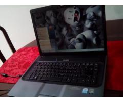 Laptop HP 530 - Grafika 1/4