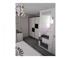 Duży pokój z łazienką LE3 8GW