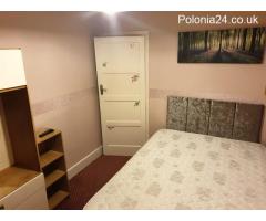 Pokój jedynka z podwójnym łóżkiem w czystym zadbanym mieszkaniu.  £140 za tydzien - Grafika 7/7
