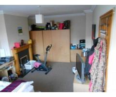 VERY LARGE DOUBLE BEDROOM TO LET, 370£ A MONTH -ALL BILLS INCLUDED, DO WYNAJECIA