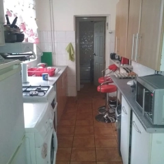 Większy pokój LE32AT