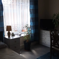 Większy pokój LE32AT