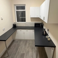 Ładny pokój dwuosobowy z prywatną łazienką – Thornton Heath